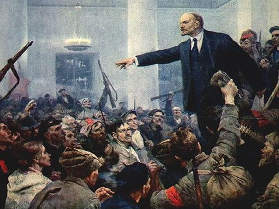 1917 события в России. Октябрьская революция привела к страшной диктатуре. В. Ленин возглавил эту диктатуру.